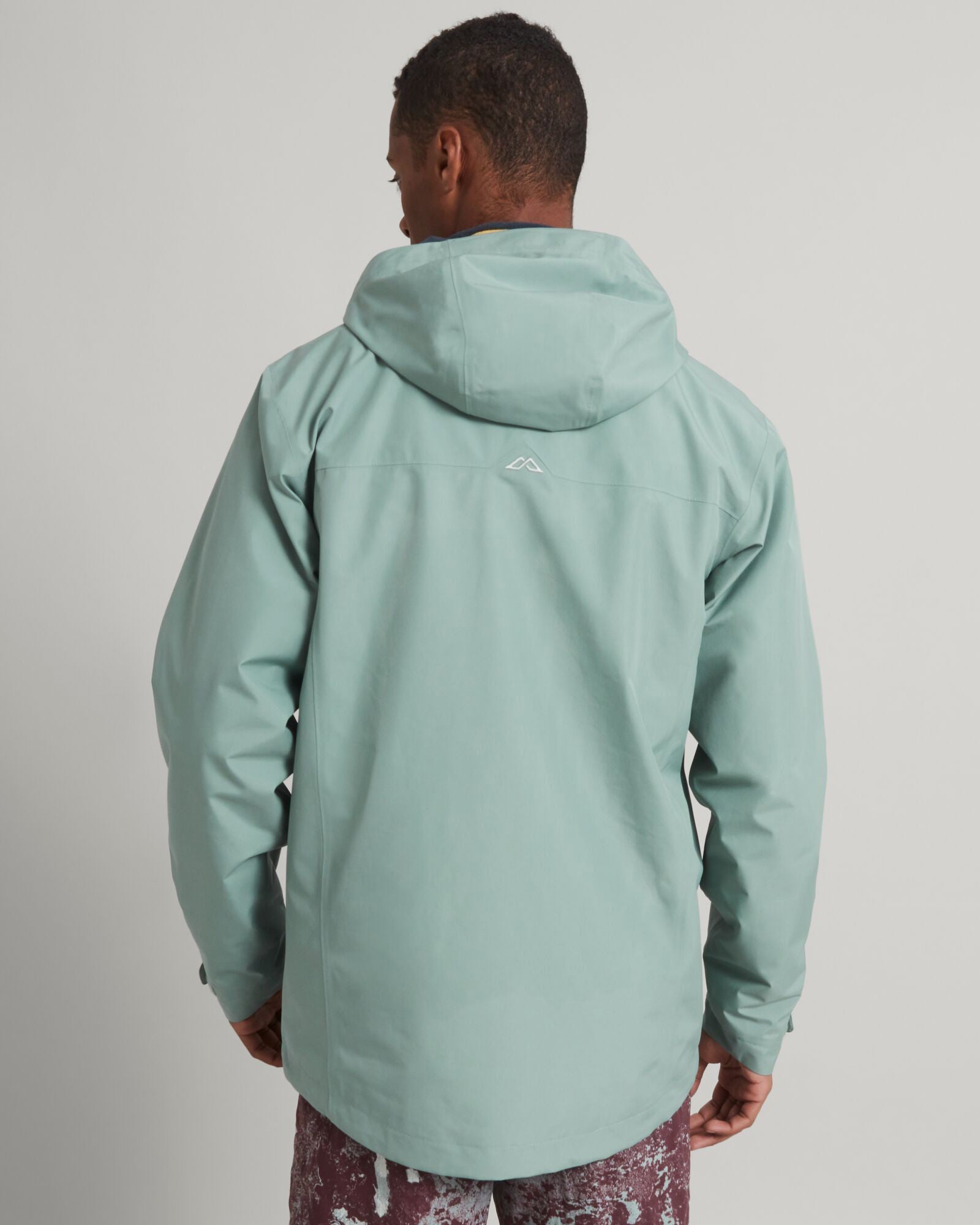 a0676_nz8_bealey_mens_gore_tex