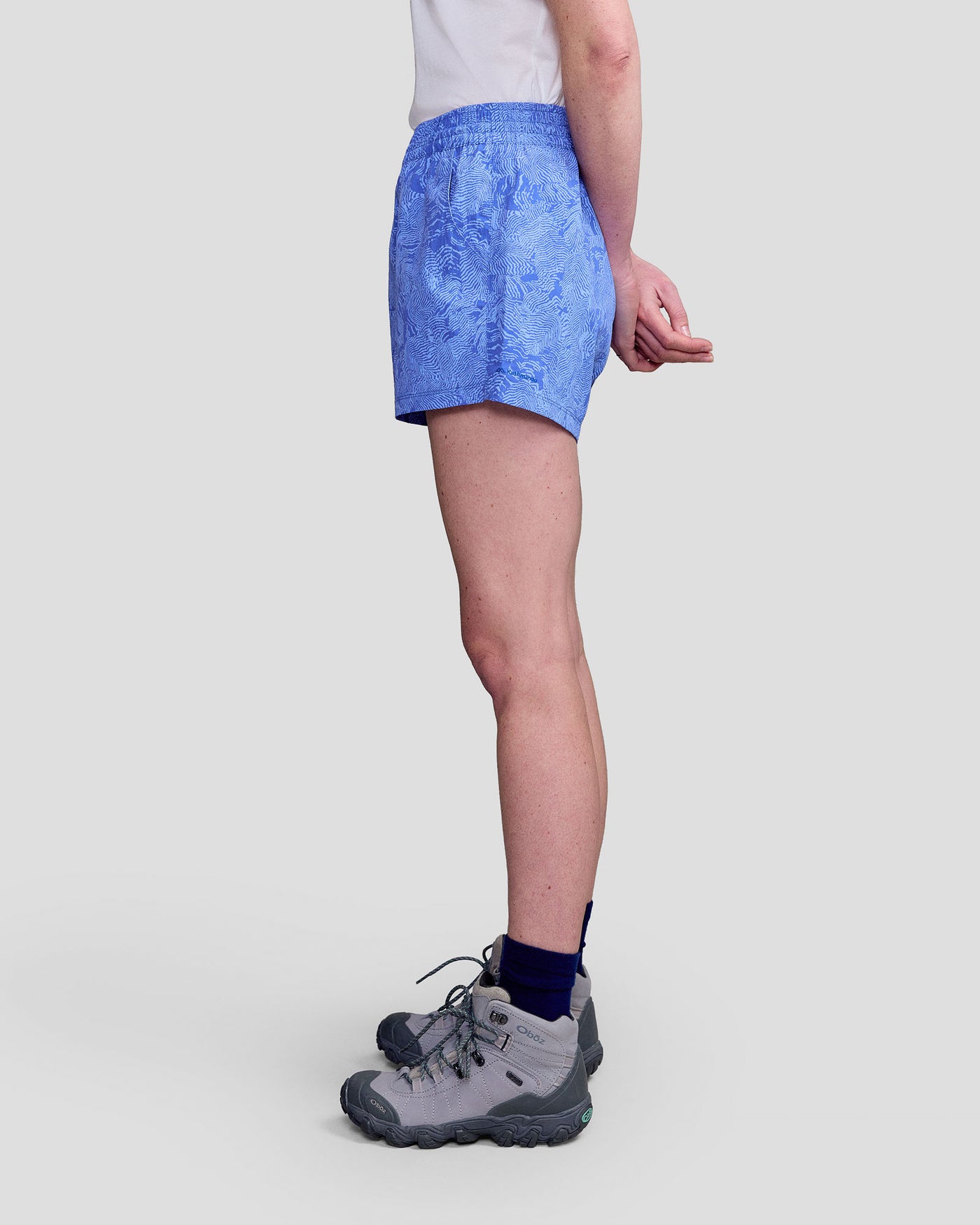 a1449_ou6_evry_day_womens_4_inch_shorts_blue_multi_c_1600x2000_2a2e340_1760306478000
