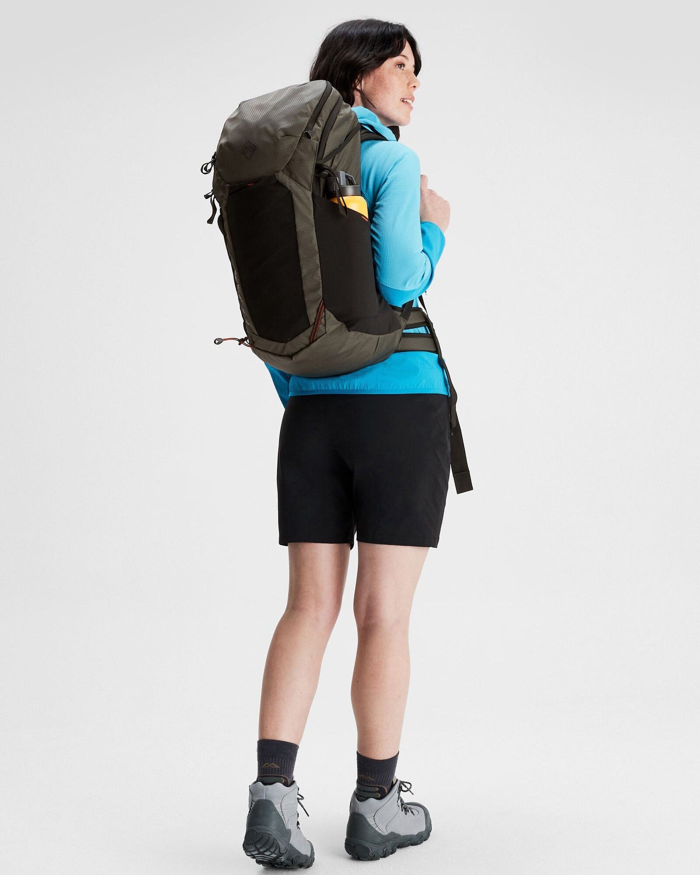 a1467_586_valorous_pack_28l_b_1743634408000