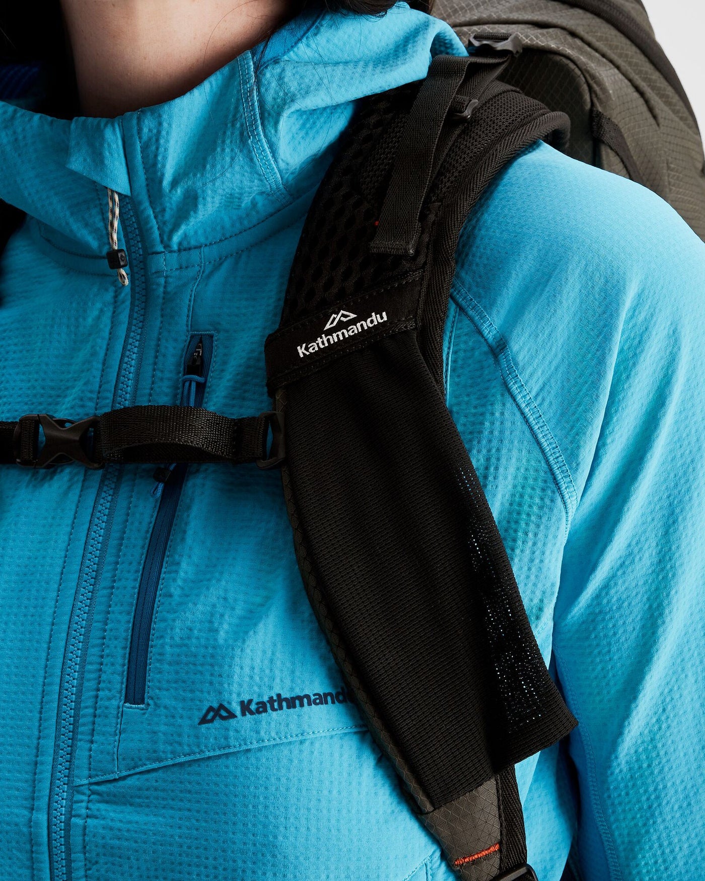 a1467_586_valorous_pack_28l_d_1743634410000