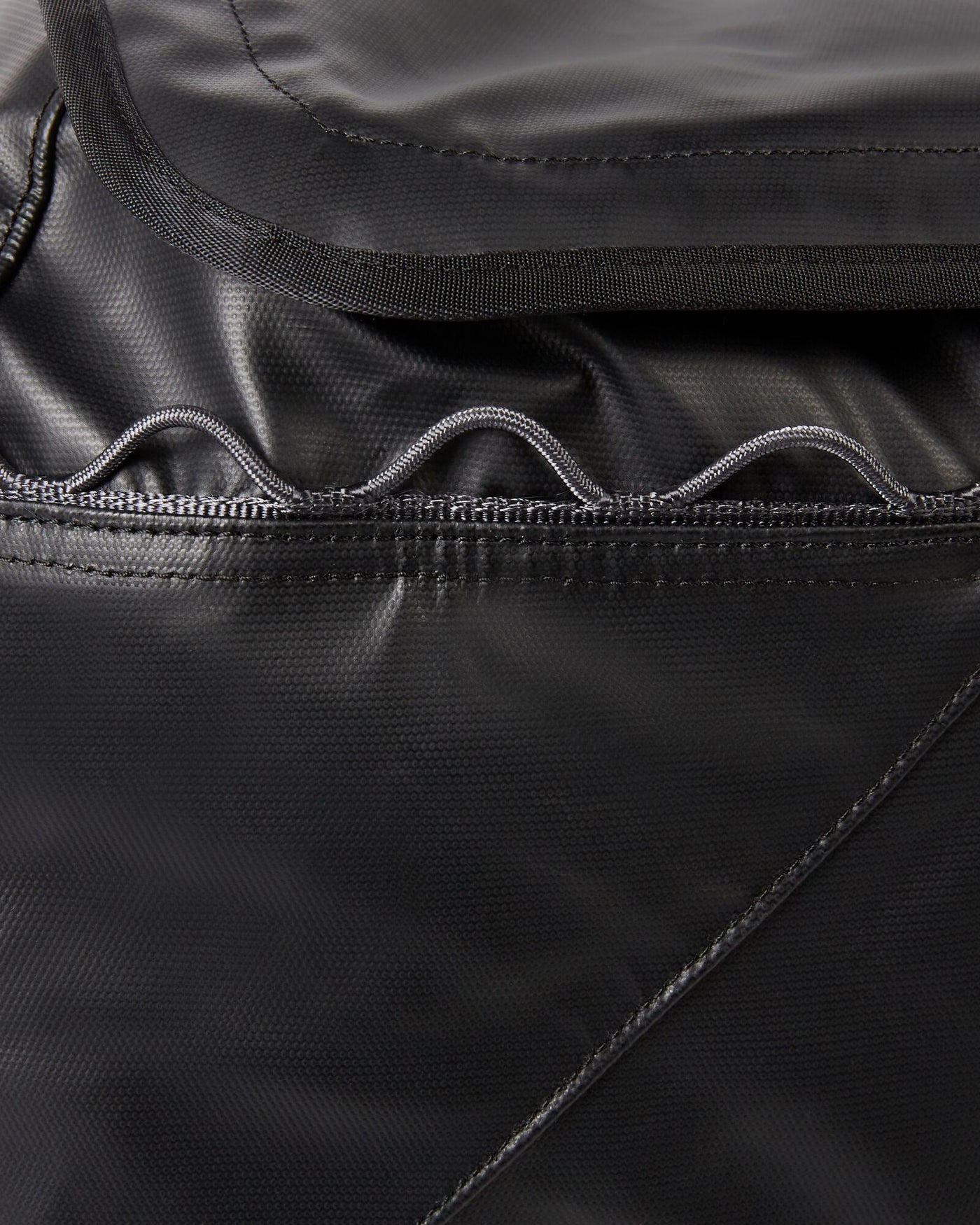 a1755_902_indus_duffel_5_d_1743631311000
