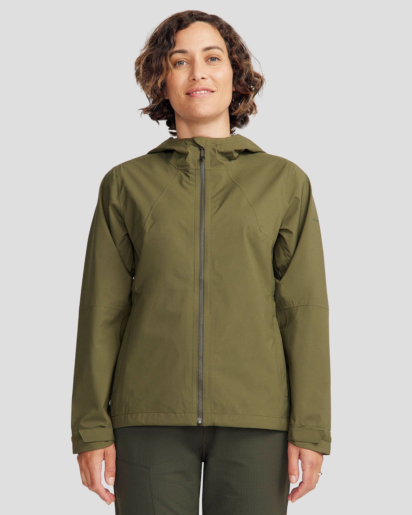 b0476_ojy_trailhead_stretch_2_5l_womens_rain_jacket_a_1743628938000