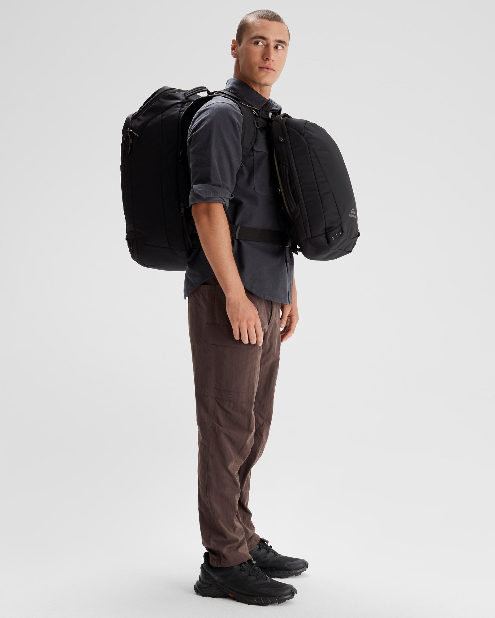 Laidback　DVGRU PARADEATH 153cm Litehaul Plus 1 v3- 12L - Black Stingray – Kathmandu UK