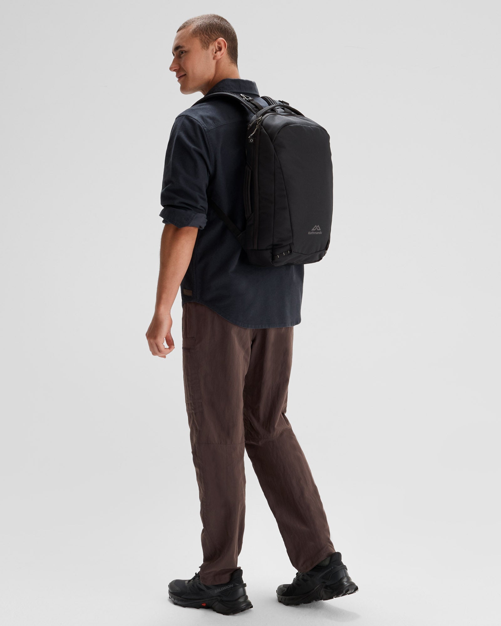 Litehaul Plus 1 v3- 12L - Black Stingray – Kathmandu UK