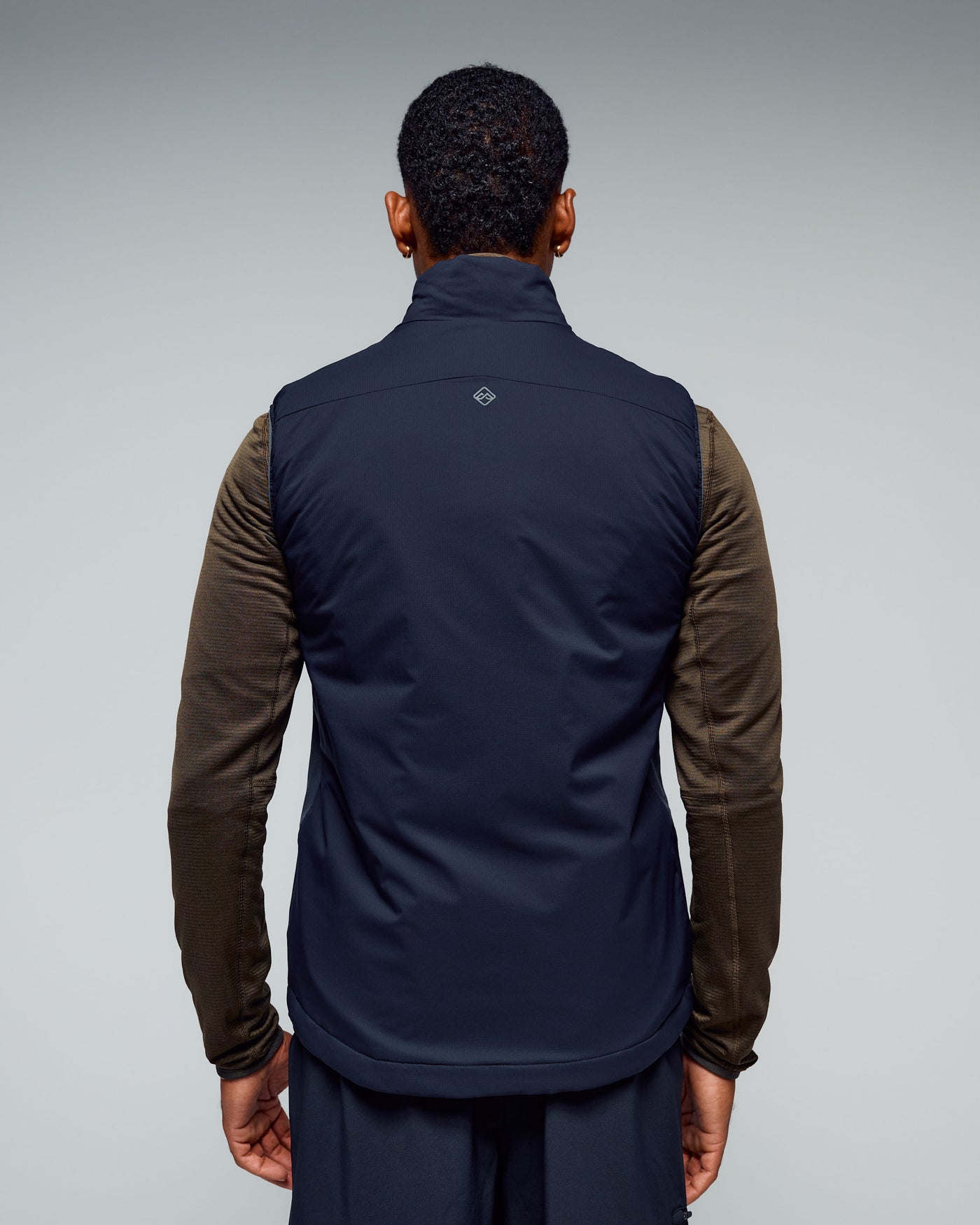 b0615_o4w_mens_seeker_primaloft_active_vest_d_1768348949000