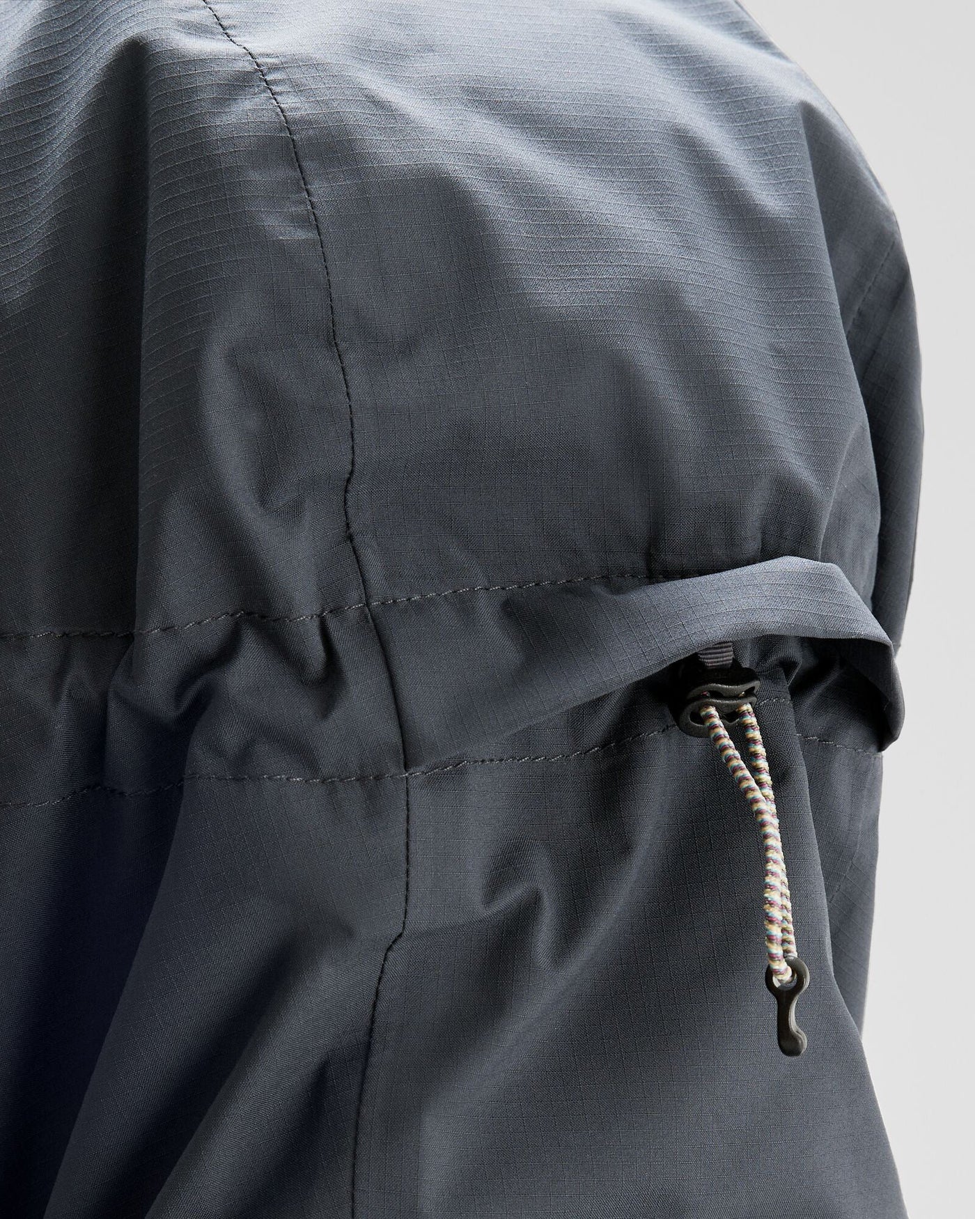 b0649_o4t_trailhead_2l_mens_novaloft_rain_jacke_e_1743633214000