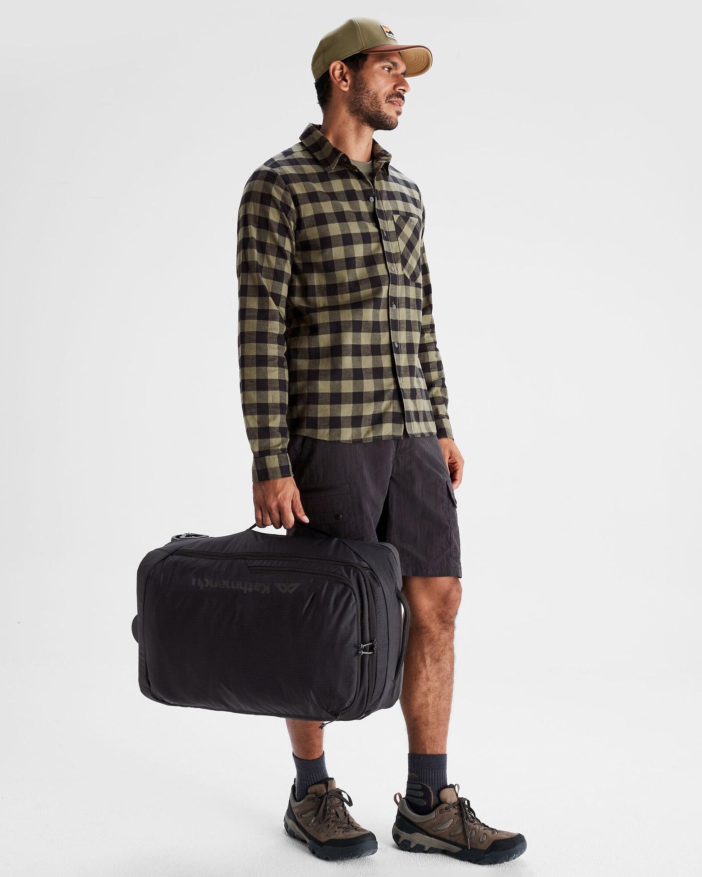 b0792_o4w_feather_flight_carry_on_d_1743632750000