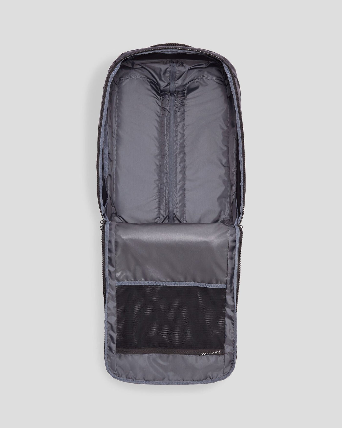 b0792_o4w_feather_flight_carry_on_e_1743630875000