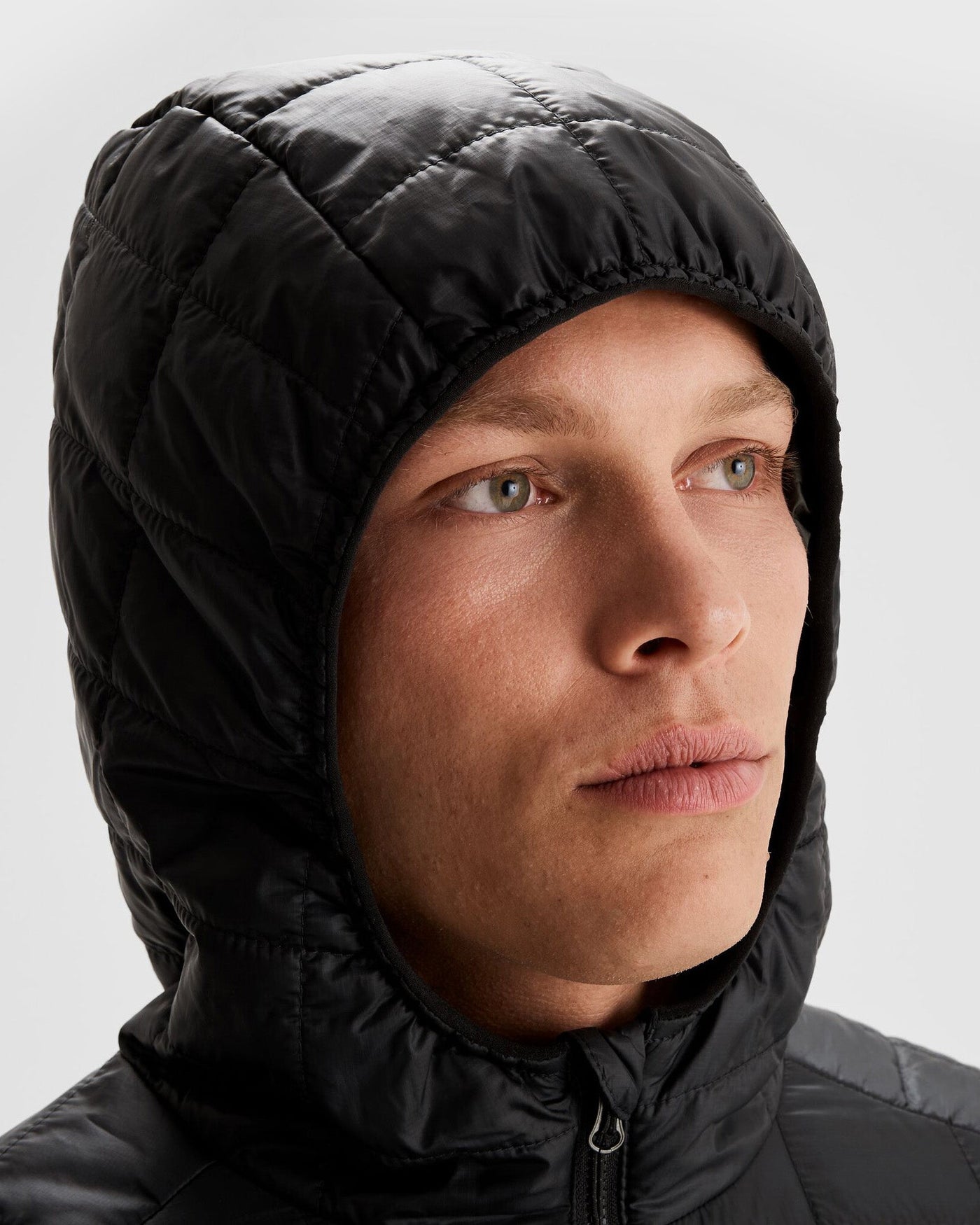 b0821_o4w_heli_r_mens_novaloft_hooded_puffer_jacket_v2_d_1743632648000