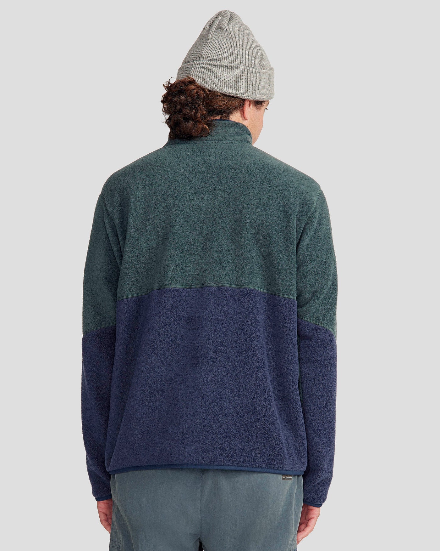 b0914_oqd_mens_trailhead_fleece_quarter_zip_pullover_blue_d_1743629254000