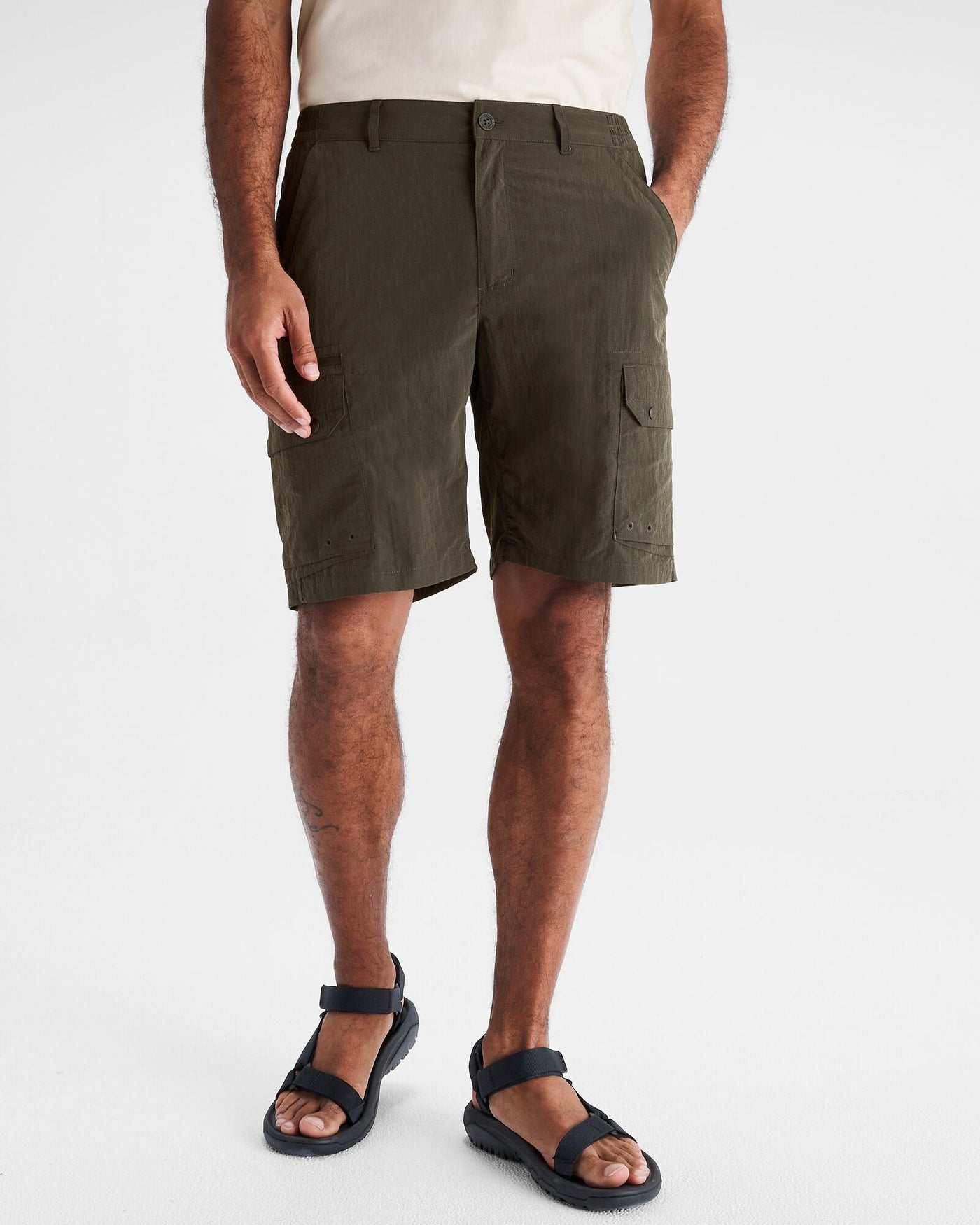 b1022_586_evry_day_mens_cargo_shorts_v2_a_1743632262000