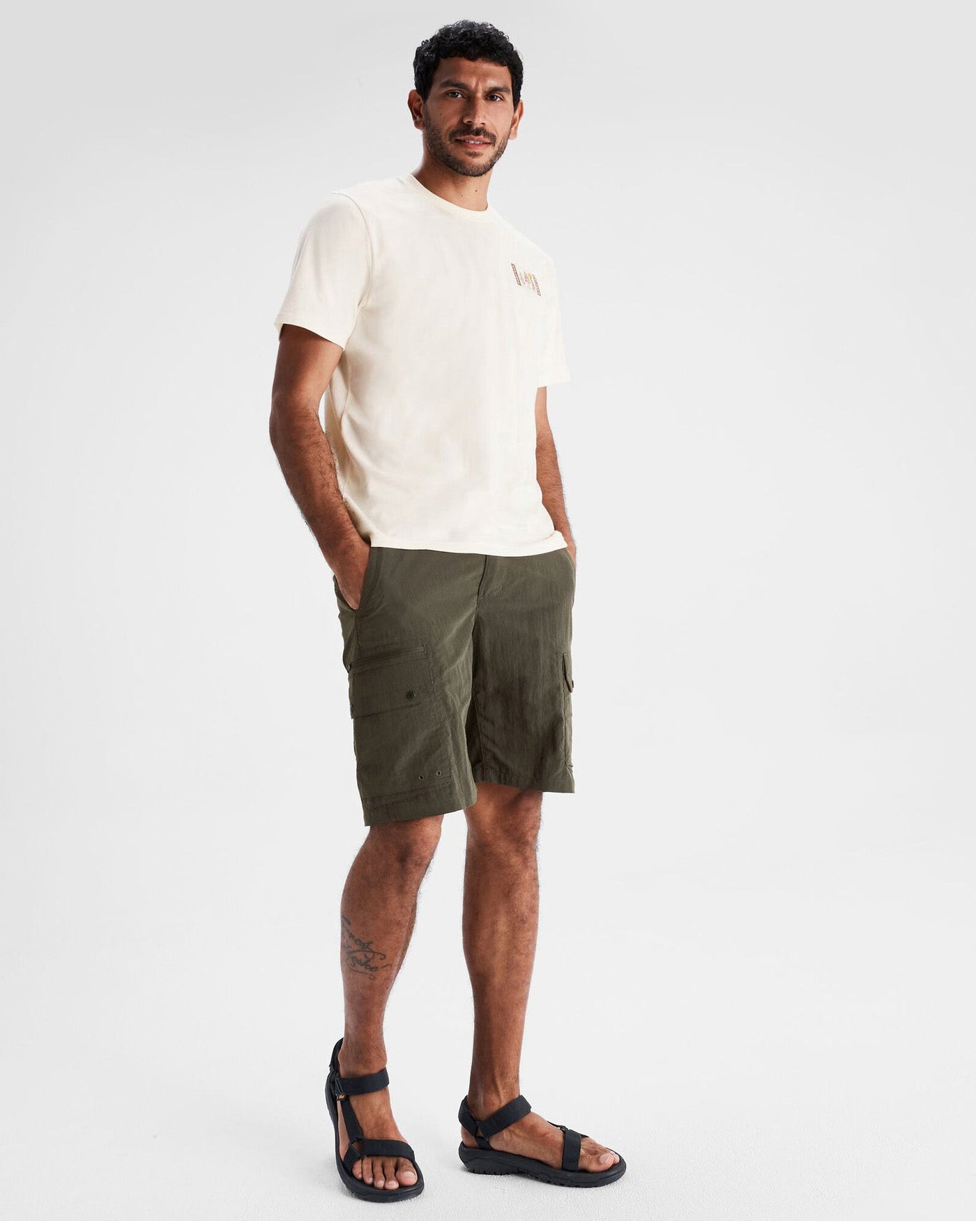 b1022_586_evry_day_mens_cargo_shorts_v2_b_1743632226000