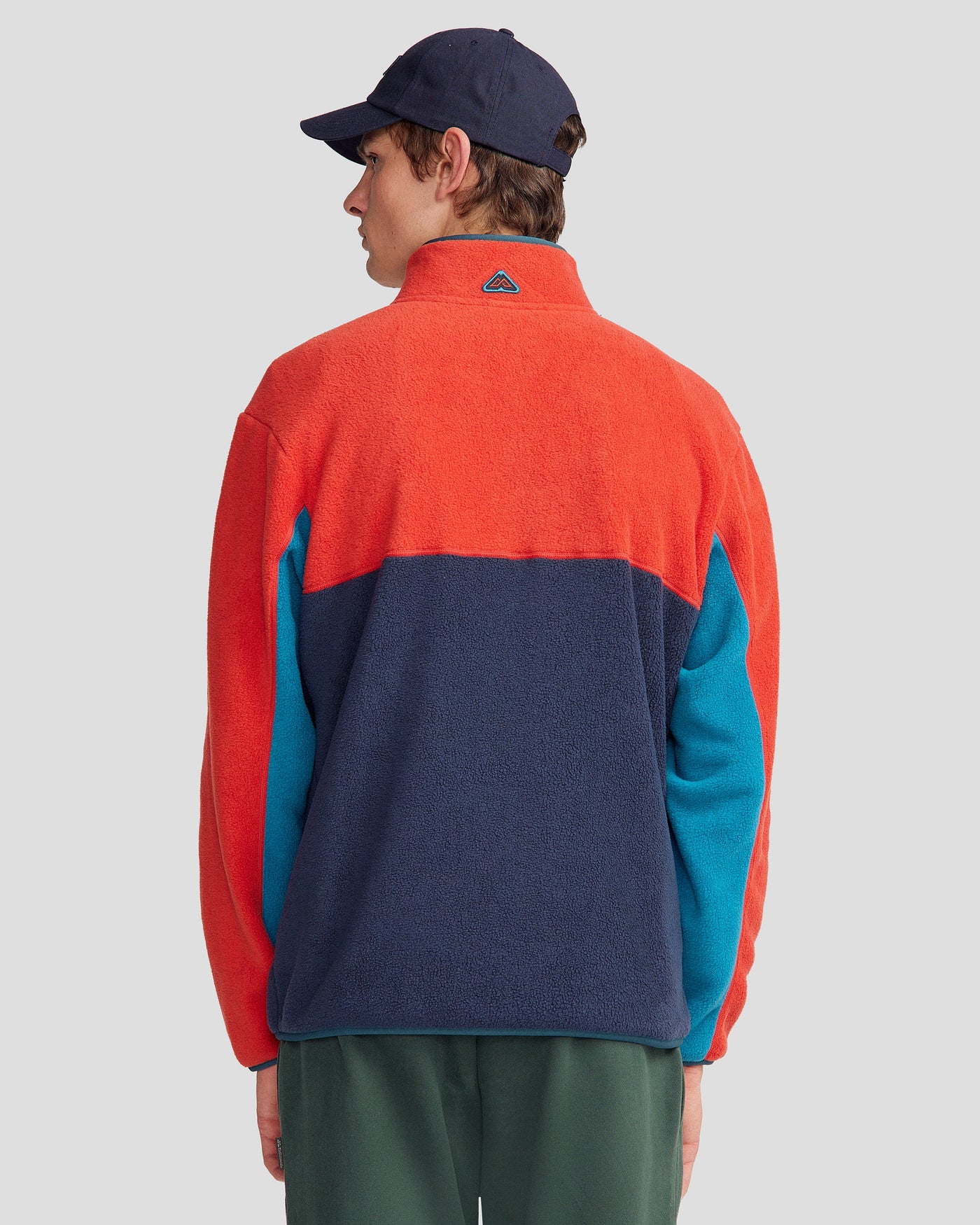b1369_oqe_mens_trailhead_fleece_heritage_pullover_red_blue_d_1744694244000